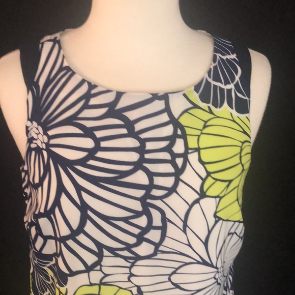 Madison Leigh Floral Dress - Picture 3 of 7